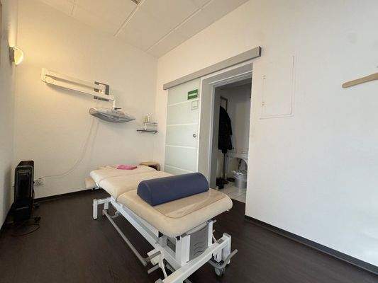 Behandlungszimmer 2