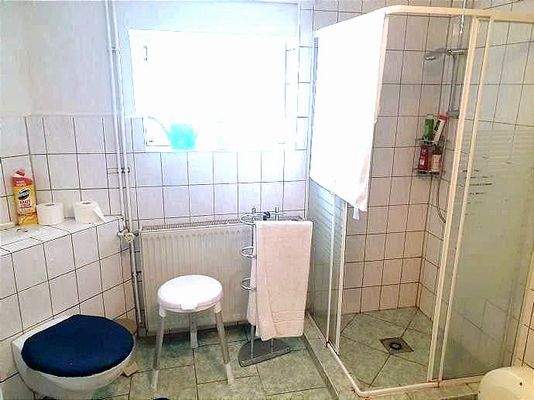 Badezimmer - Kellergeschoss