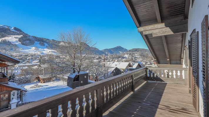 KITZIMMO-Exklusiver Freizeitwohnsitz am Sonnberg mit Panoramablick kaufen - Immobilien Kitzbühel.