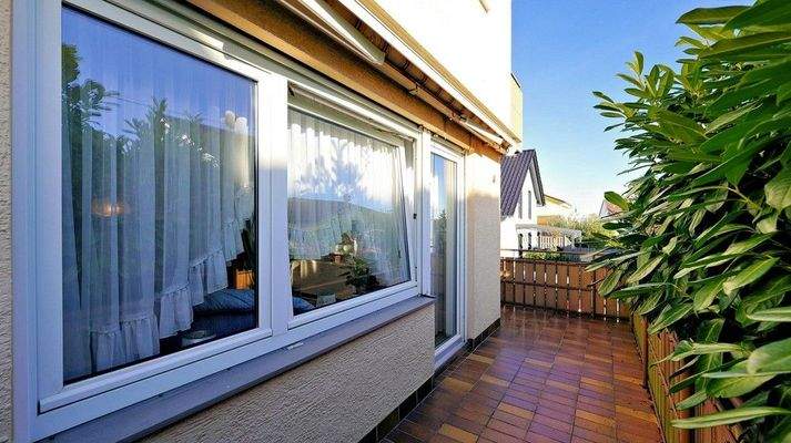 Mit großem Suedbalkon!