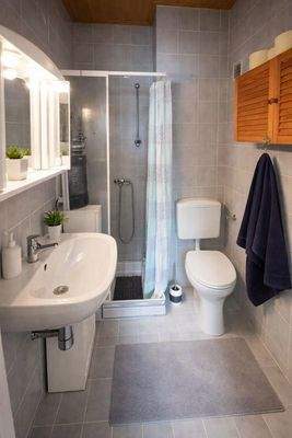 Bad_in_der_Einliegerwohnung_im_EG