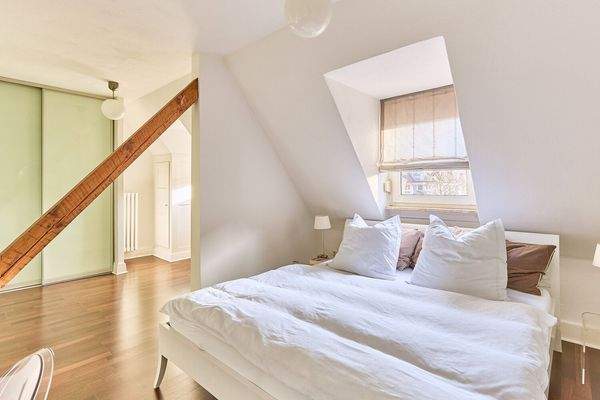 Schlafzimmer mit Ankleide