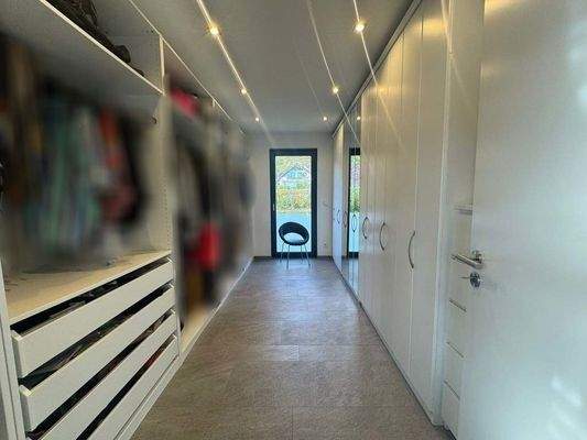 aktuell Ankleidezimmer/Küche