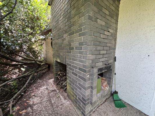 Kamin auf der Terrasse