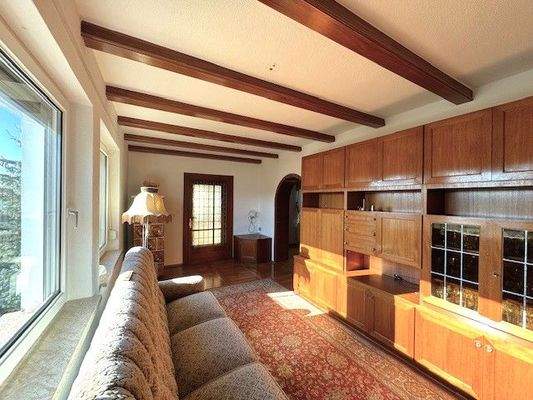 EG/OG: Wohnbereich mit Gemütlichkeit