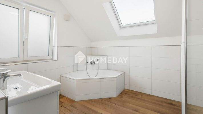 1. OG Badezimmer 2 1-1