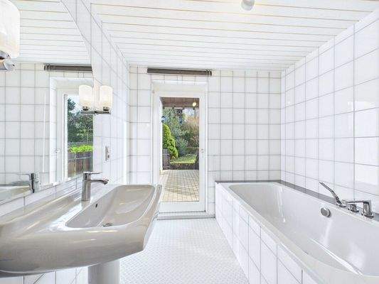 Familienfreundliches Zweifamilienhaus in Lebach