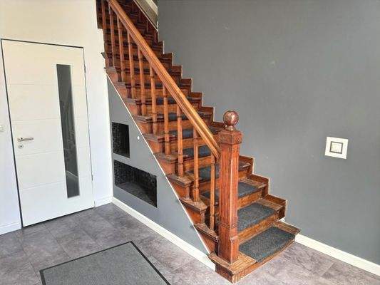 Jugendstil Treppe im Erdgeschoss
