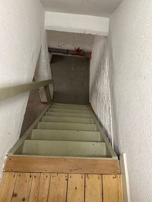 32 Kellerzugang.jpg