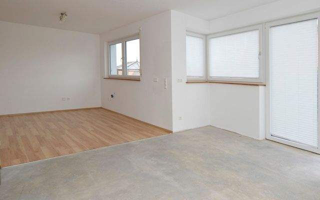 Zimmer im Untergeschoss mit möglichem Einbau Küche