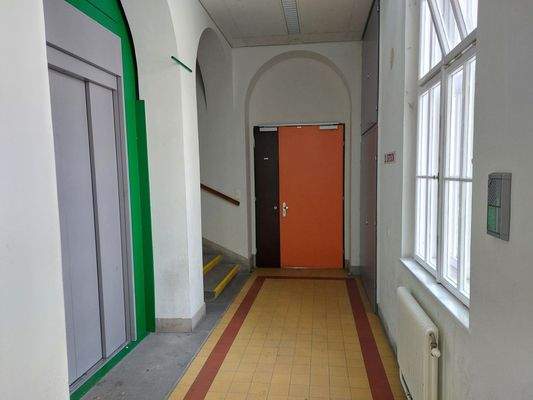 Eingangsbereich MO 20