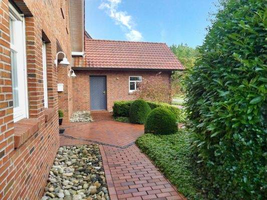 Vordere Ansicht (von der Seite)