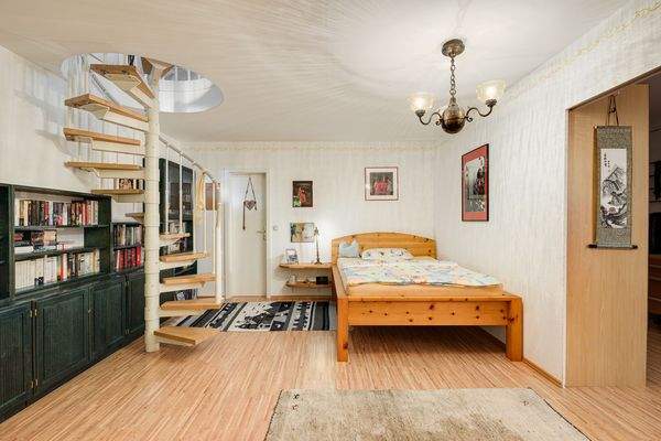 Schlafbereich/Hobbyraum