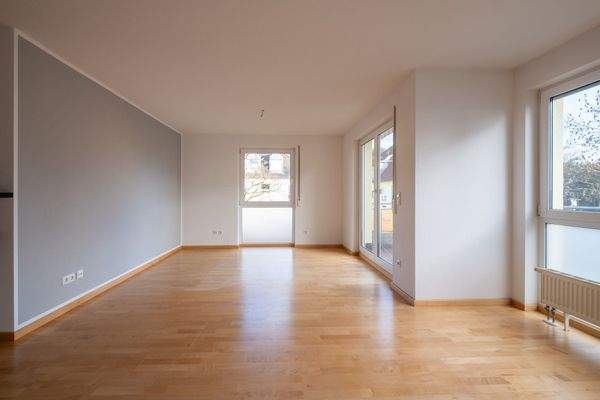 Essbereich mit Balkonzugang