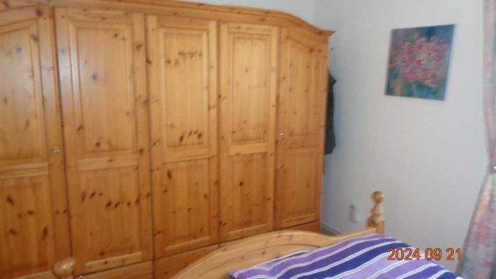 Schlafzimmer Schrank