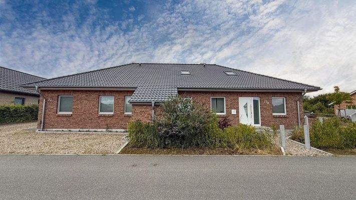 Frontansicht Gesamthaus