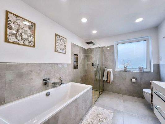 Badezimmer Erdgeschoss