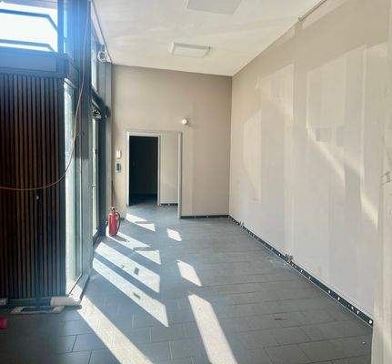 Gewerbefläche Große Bergstraße Eingang Rückseite