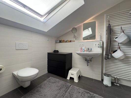 Badezimmer Dachgeschoss 