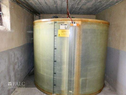 UG2: Kunststoff-Öl-Tank