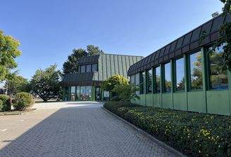 1 Zugang Werskverkauf