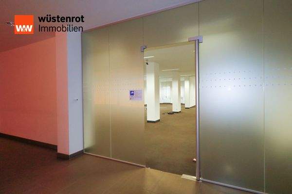 Eingangsbereich mit Windfang