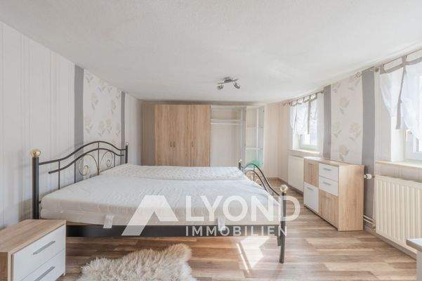 OG Haupthaus Schlafzimmer 2