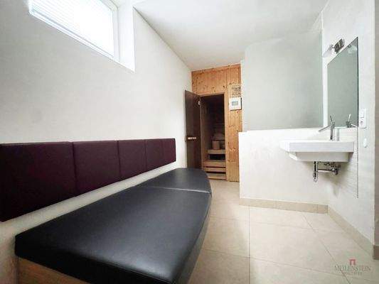 25c3189b-657f-46aa-b344-c49dda5a0bda_original