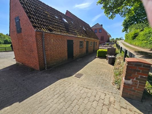 Stallungen vorn.jpg
