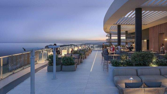 Luxury Seafront Apartments in Europe's Tallest Tower in Benidorm