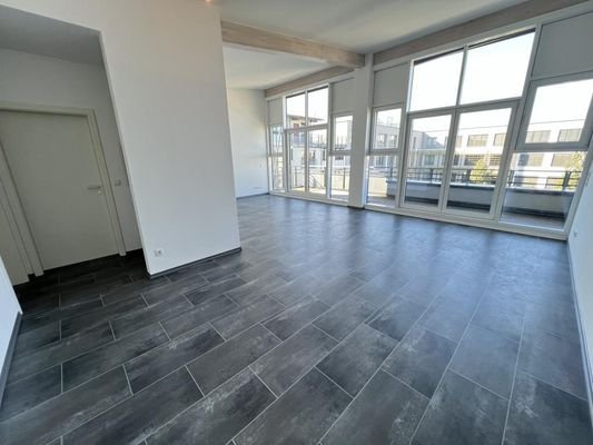 Wohn- und Esszimmer 