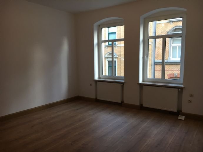 *Erstbezug nach komplett Renovierung* 3-Raum Wohnung im 1.OG