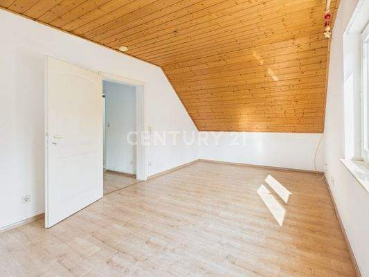 Großes Schlafzimmer mit Blick auf den Melibokus