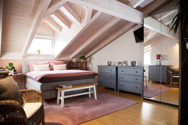 Schlafzimmer (1).jpg