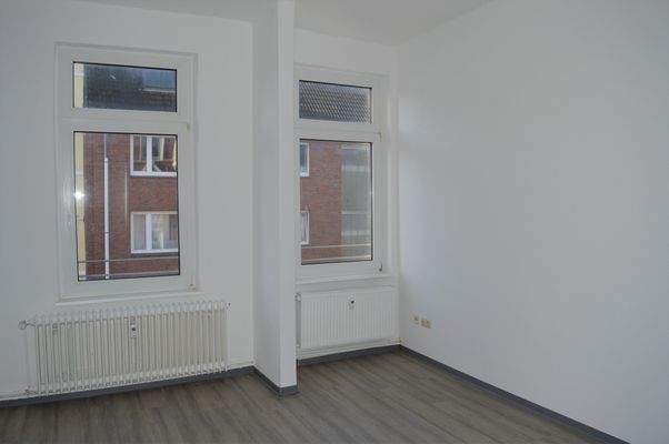 Goethestraße 3_2.OG rechts 1.JPG