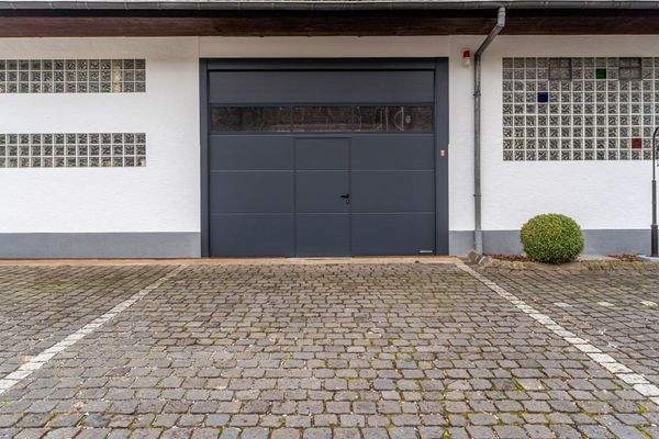 EInfahrtstor zur Gewerbeeinheit