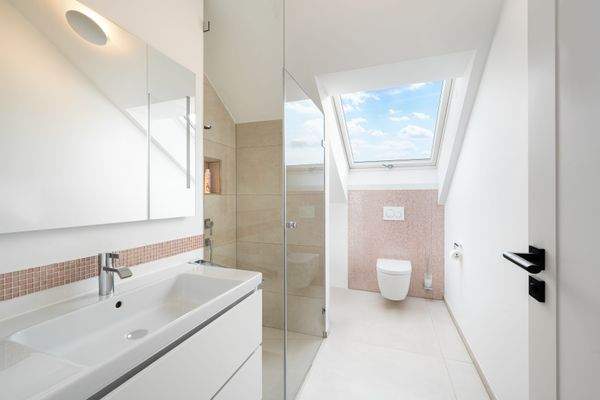 Zusätzliches Kinder-/Gästeduschbad