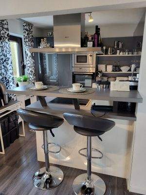 Offene Küche mit Theke.jpg