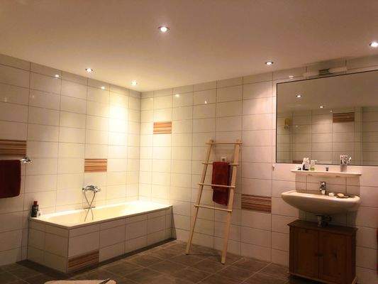 Badezimmer (Wohneinheit Voderhaus)