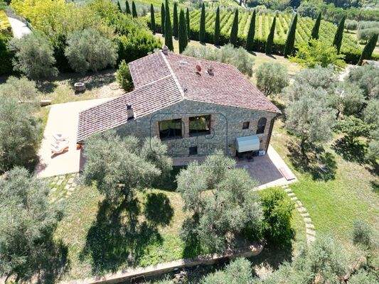 Exklusives toskanisches Landhaus mit Panoramablick auf die Türme von San Gimignano