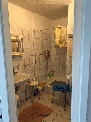 7 Innenbad mit Dusche EG