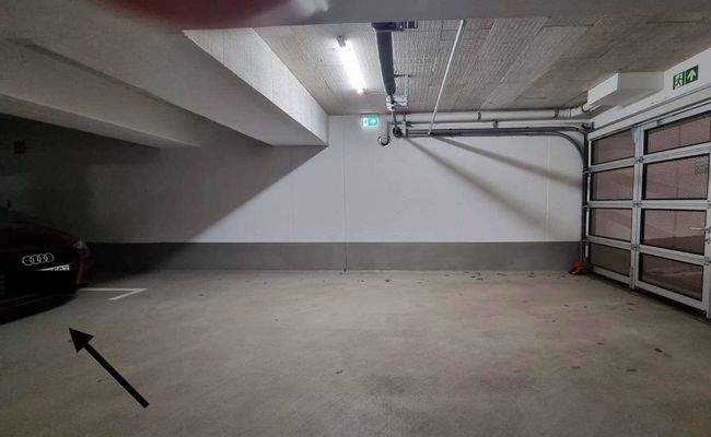 Stellplatz direkt vor dem Tor