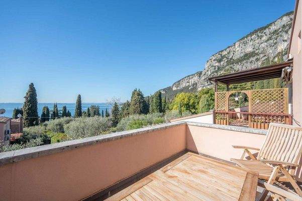 Tecnocasa Garda 007.jpg