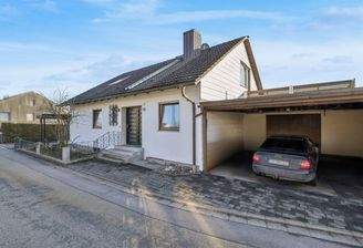Haus und Carport