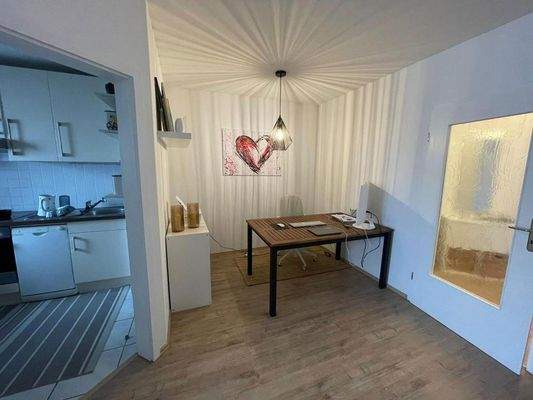 Beisp. Ess-oder Arbeitsbereich