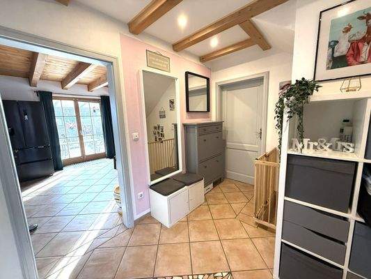 mit Platz für Garderobe (EG)