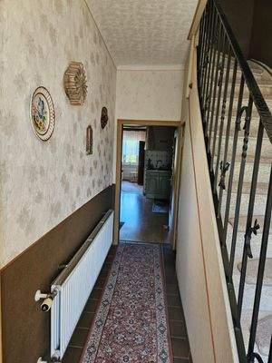 EG: Eingang, Flur, Treppenaufgang