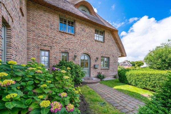 DI | Forbes Global Properties