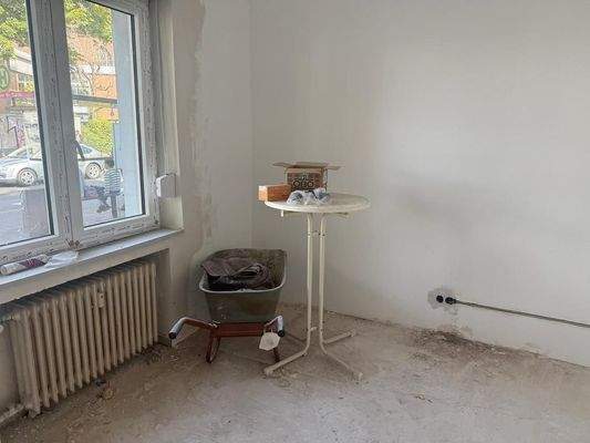 kleiner Raum Straße1