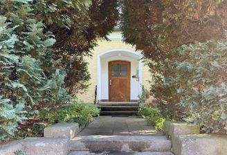 Vorderseite, Zuwegung